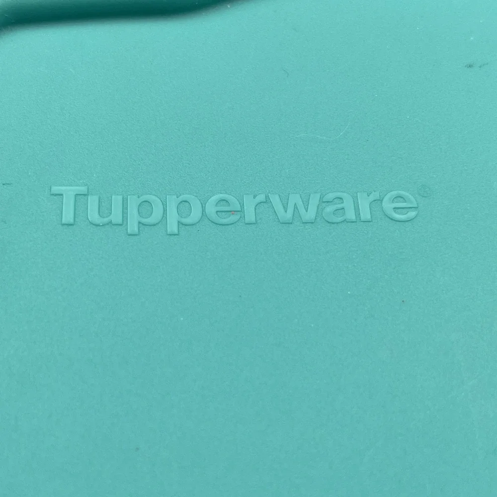 Vintage Tupperware Keep 'N Heat Pizza Keeper Set Teal 4106A-2 Triangle Container